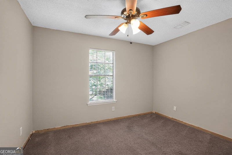 Photo 19 of 939 Lake Drive Court