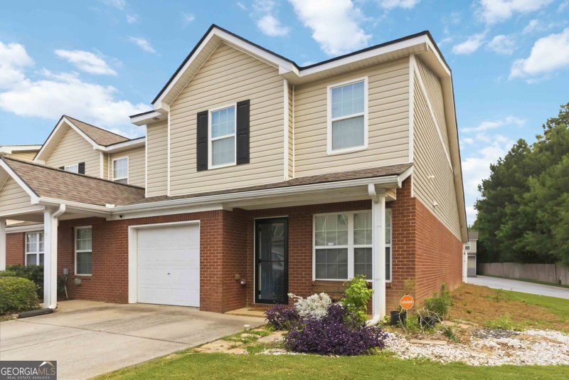 342 Tara Commons Circle, Loganville