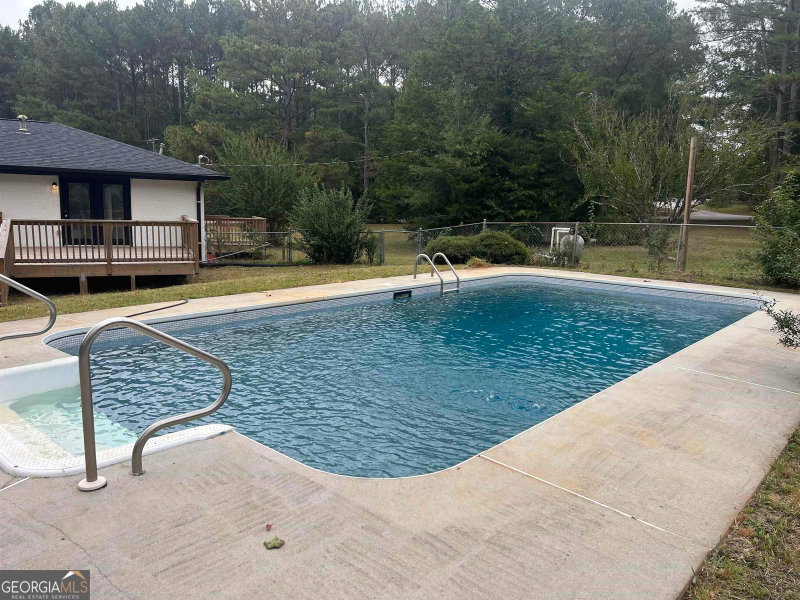 Photo 2 of 415 Crabapple Road