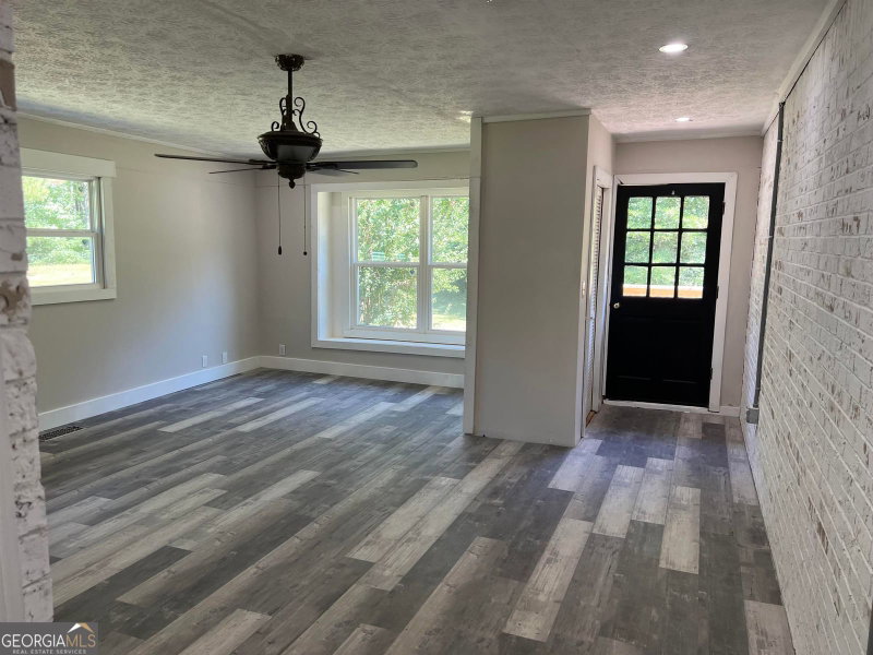 Photo 12 of 415 Crabapple Road