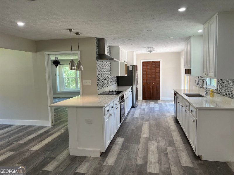 Photo 14 of 415 Crabapple Road