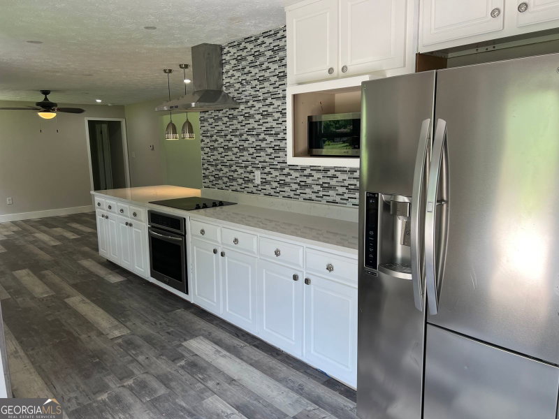 Photo 17 of 415 Crabapple Road