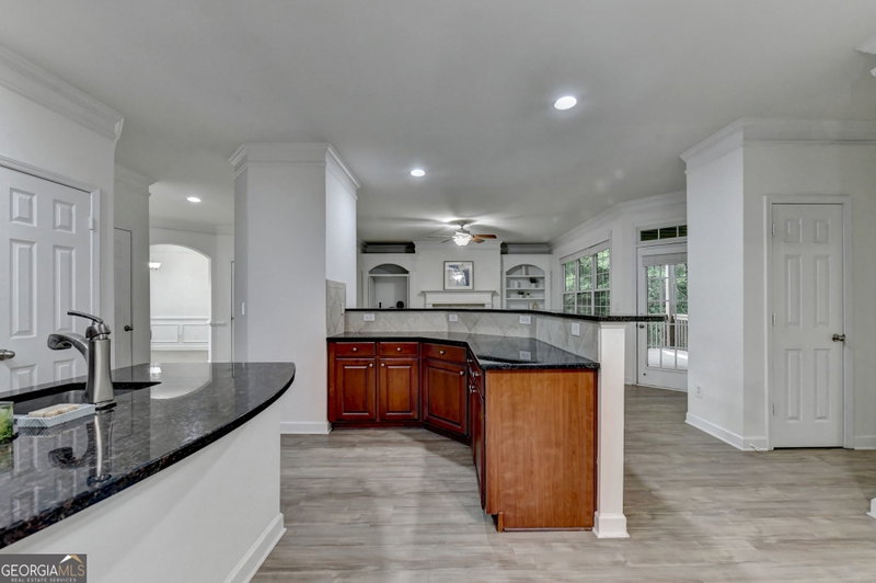 Photo 32 of 2511 Royston Drive