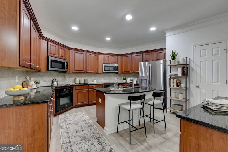 Photo 36 of 2511 Royston Drive