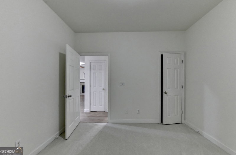 Photo 37 of 2511 Royston Drive