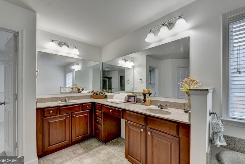 Photo 55 of 2511 Royston Drive