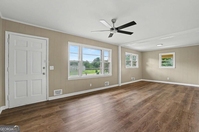 Photo 5 of 63 Green Street