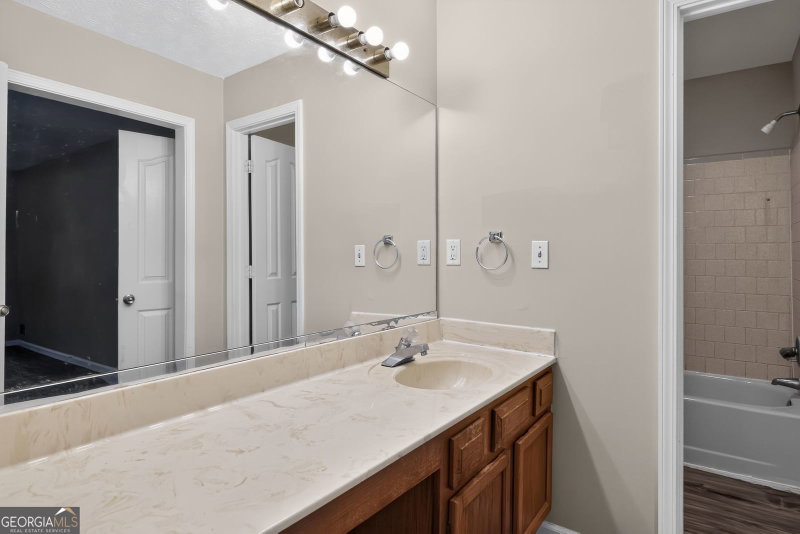 Photo 15 of 575 Oak Springs Drive NW