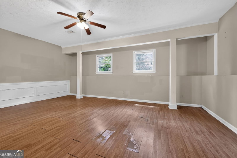 Photo 4 of 575 Oak Springs Drive NW