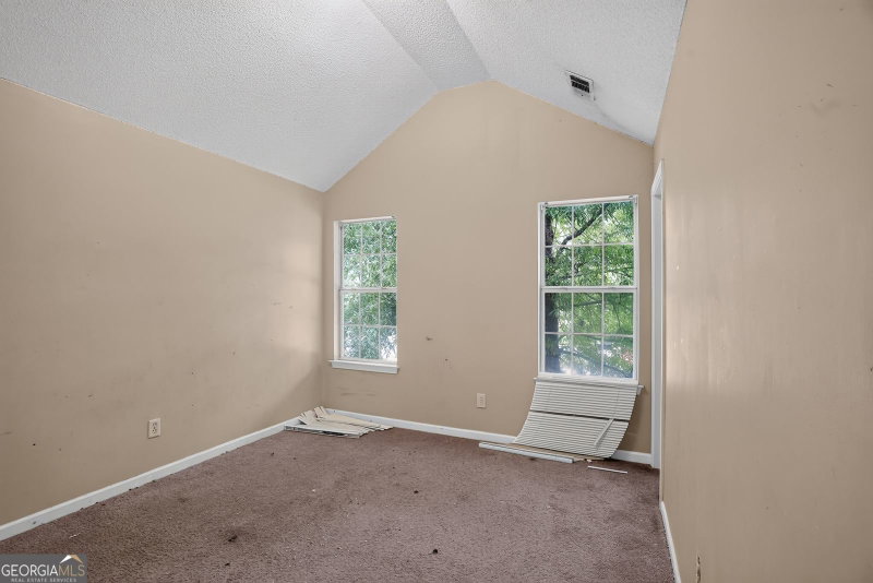 Photo 10 of 6138 Idlewood Manor