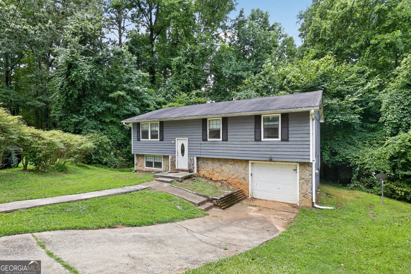 Photo 3 of 6108 Cherokee Valley Way