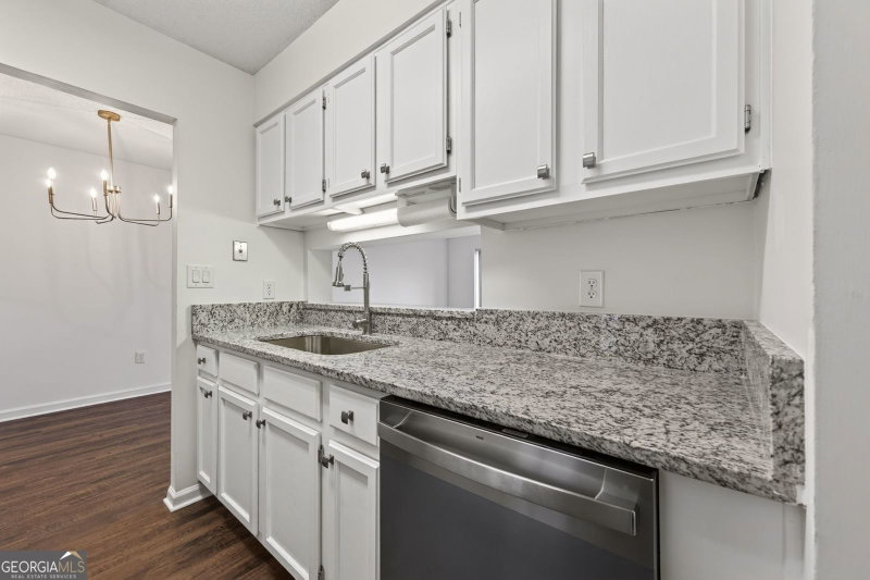 Photo 7 of 300 Johnson Ferry Road NE #B604