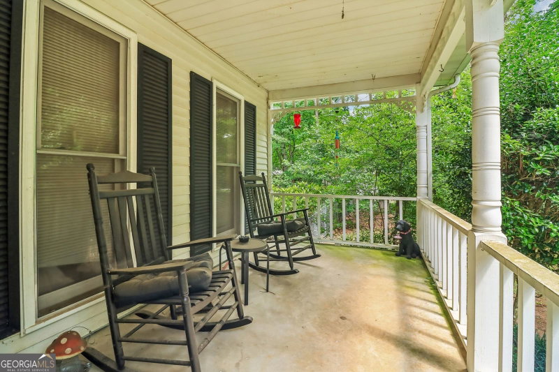 Photo 10 of 145 Red Oak Drive