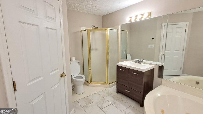 Photo 13 of 3024 Camden Way