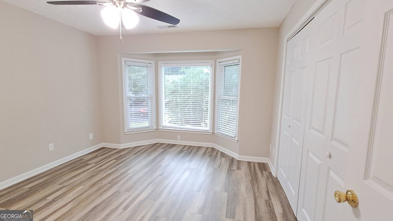 Photo 17 of 3024 Camden Way