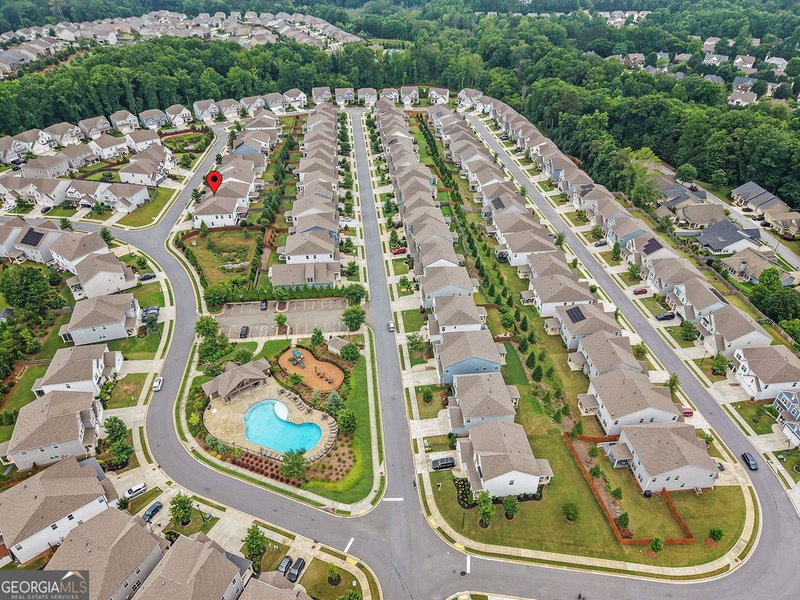 Photo 2 of 400 Wellgreen Drive