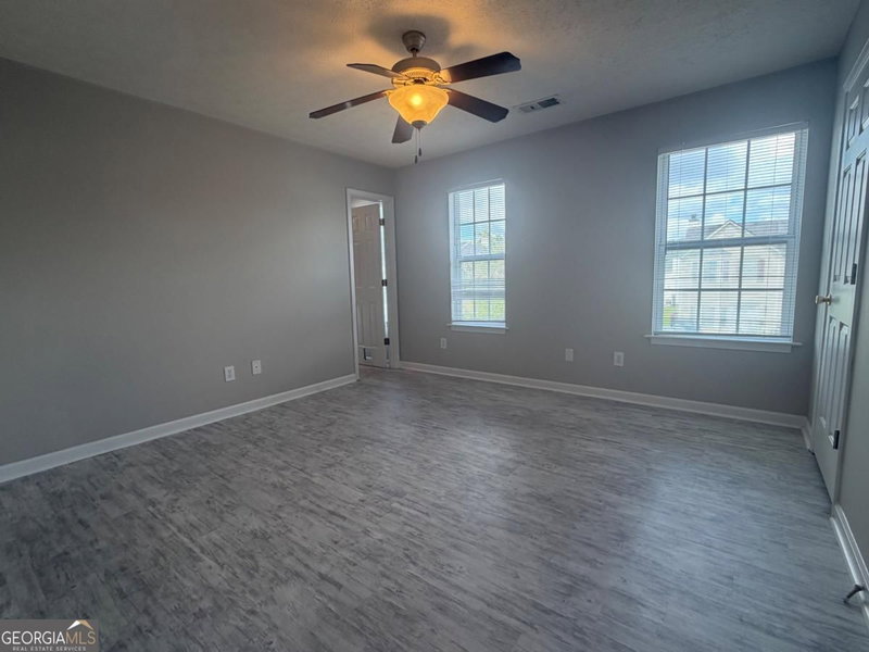 Photo 20 of 133 Benfield Circle