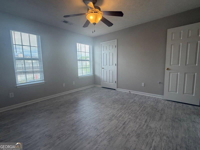 Photo 22 of 133 Benfield Circle