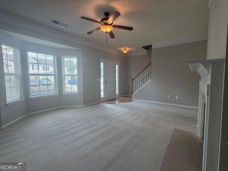 Photo 7 of 133 Benfield Circle