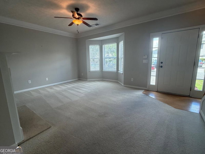 Photo 8 of 133 Benfield Circle