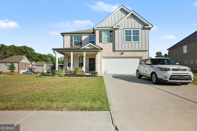 Photo 2 of 1826 Woodsley Court