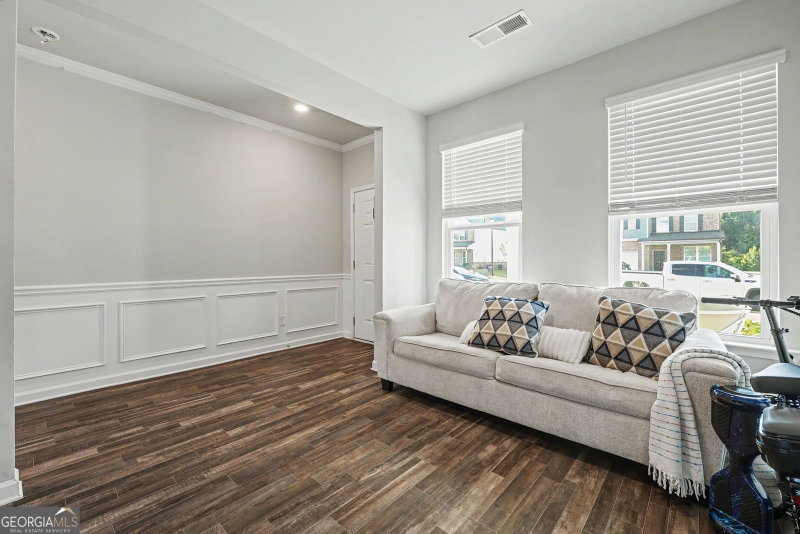 Photo 10 of 1826 Woodsley Court
