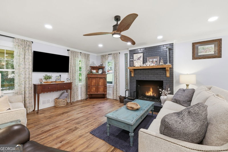 Photo 5 of 500 Ketron Drive