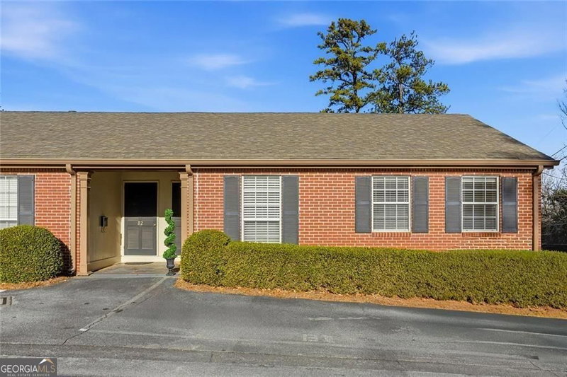 5375 Roswell Road #B1