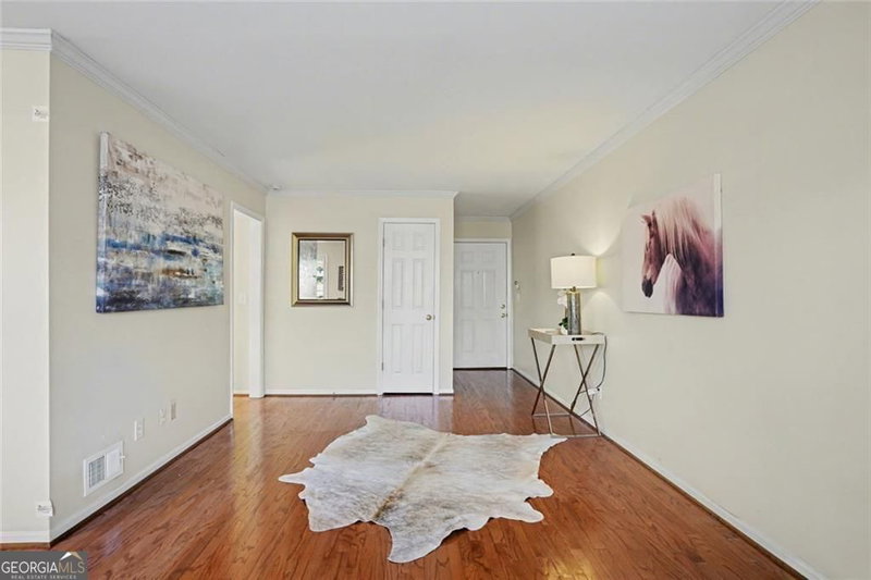 Photo 5 of 5375 Roswell Road #B1