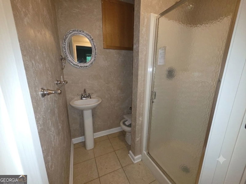Photo 12 of 4915 Bayberry Drive