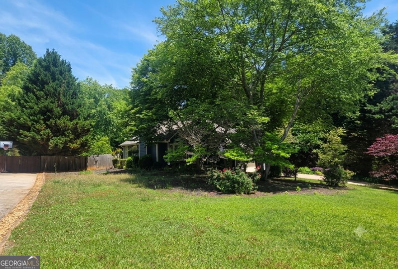 Photo 24 of 4915 Bayberry Drive