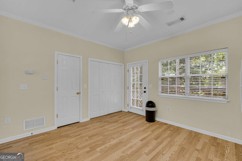 Photo 18 of 205 Woodstone Drive #APT 8