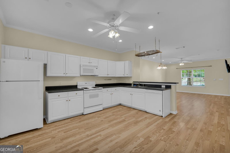 Photo 14 of 205 Woodstone Drive #APT 8