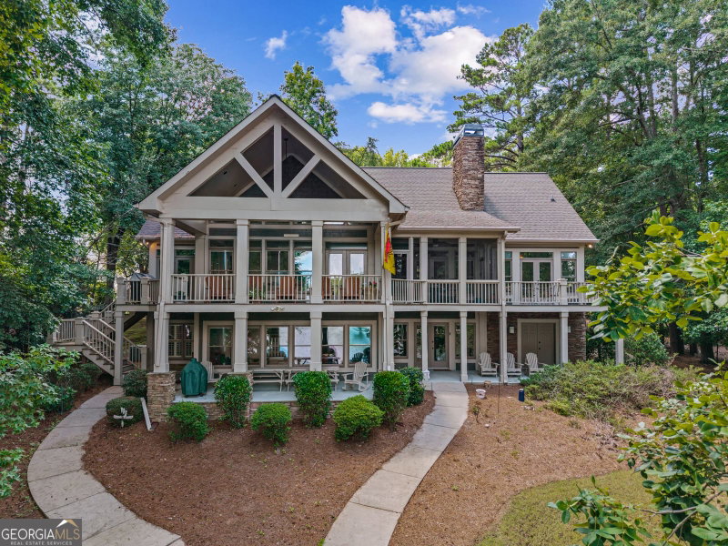 Photo 4 of 1020 Colonial Court