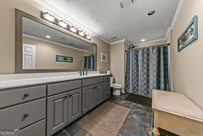 Photo 55 of 1020 Colonial Court