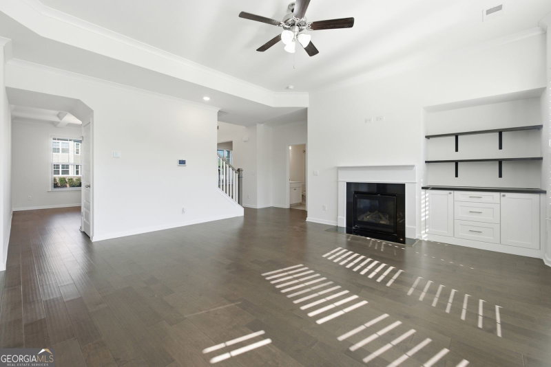 Photo 6 of 1221 Hawthorne Circle