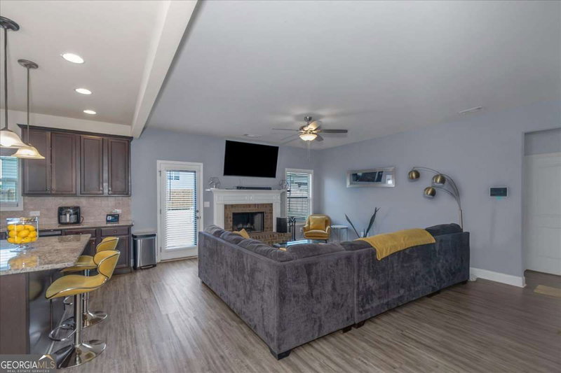 Photo 9 of 6050 Prodigy Lane