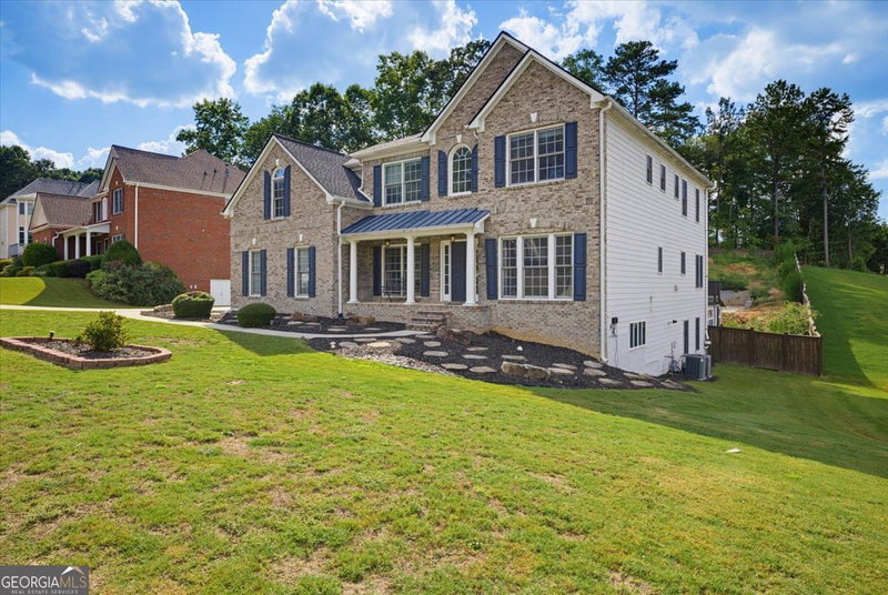 Photo 2 of 1841 River Crest Way