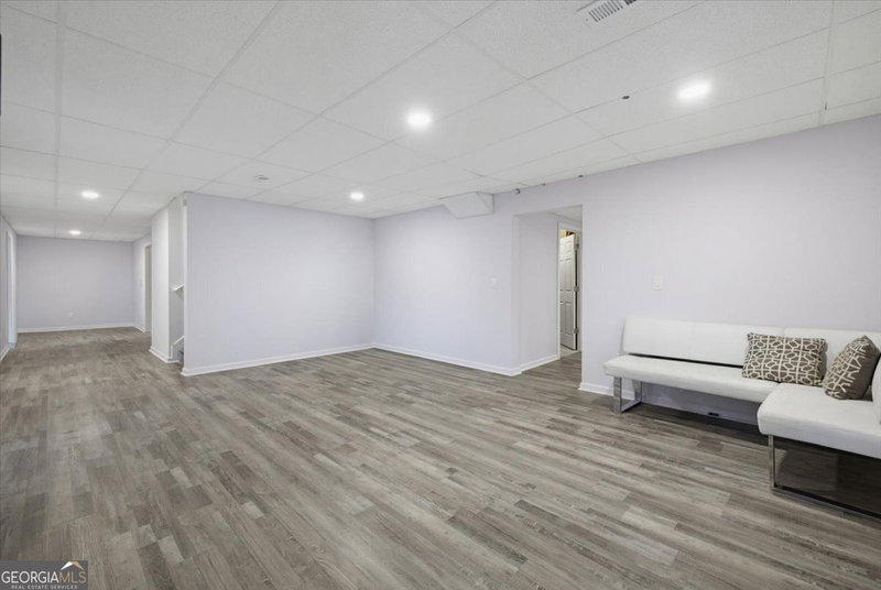 Photo 51 of 1841 River Crest Way