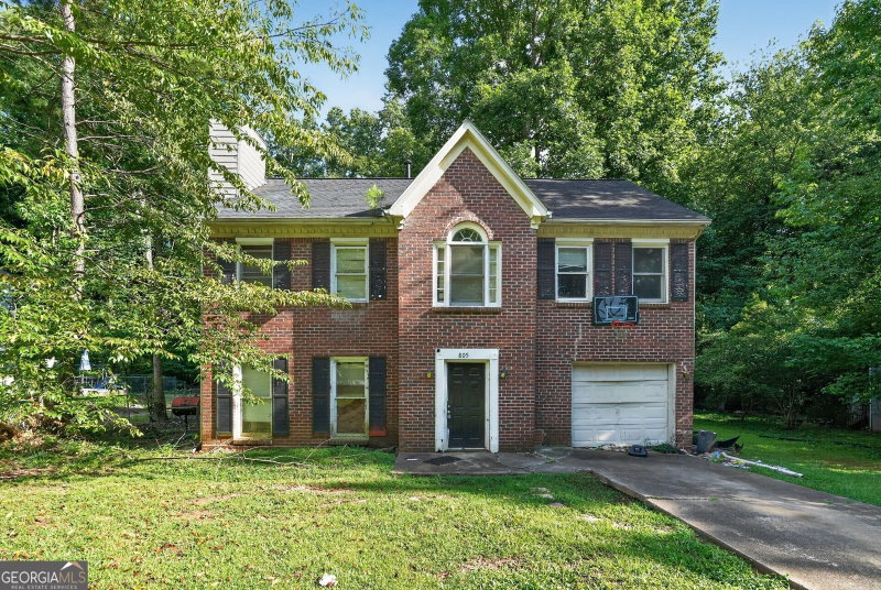 805 Greenhedge Drive
