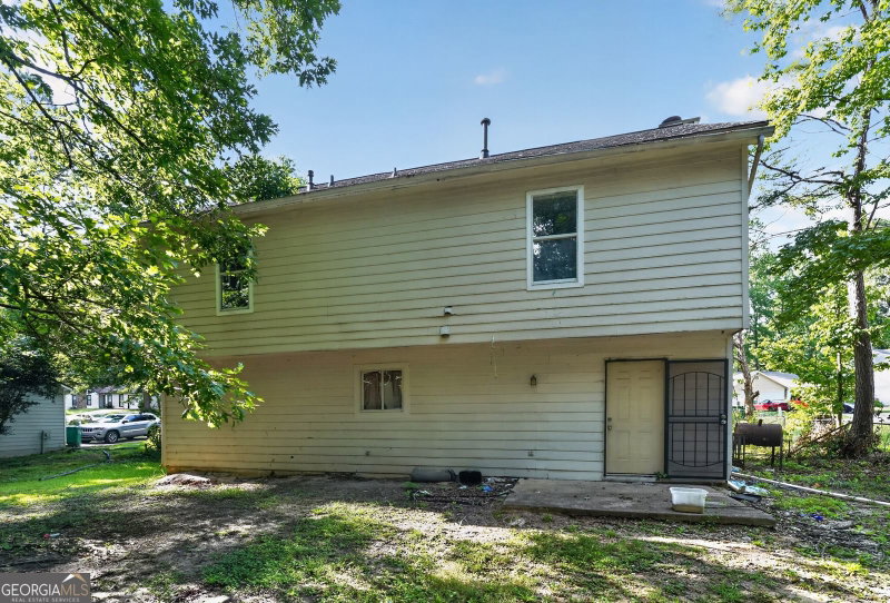 Photo 13 of 805 Greenhedge Drive