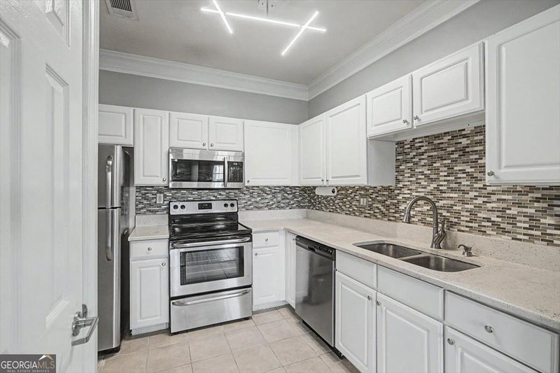 Photo 14 of 1850 Cotillion Drive #1414