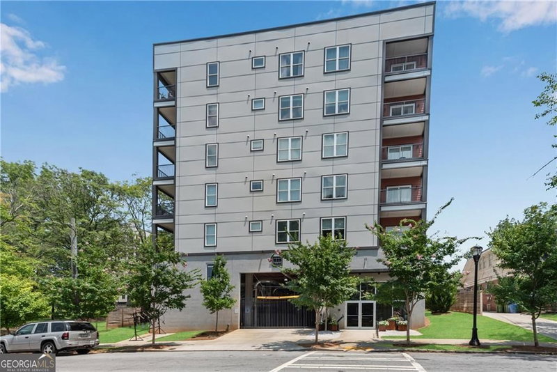 Photo 3 of 525 Parkway Drive NE #208