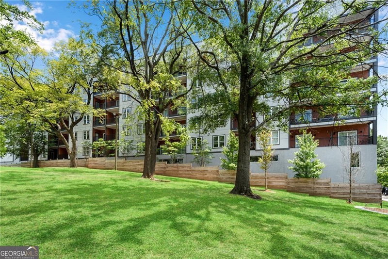 Photo 4 of 525 Parkway Drive NE #208