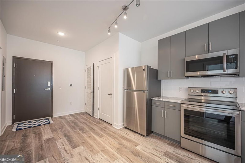 Photo 11 of 525 Parkway Drive NE #208