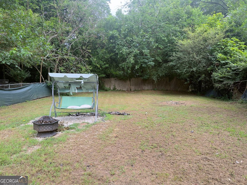 Photo 13 of 447 N 9th Street