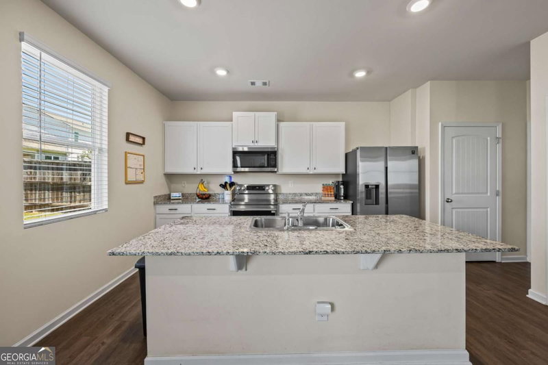 Photo 13 of 178 Starbuck Parkway