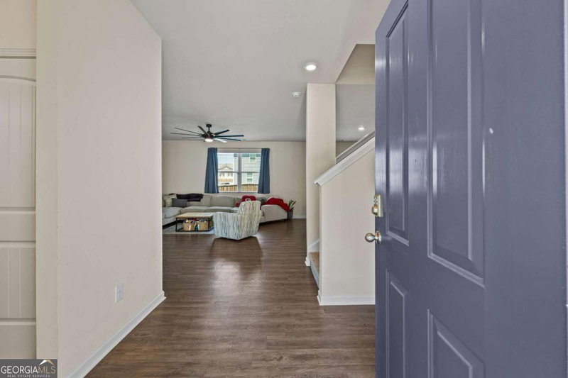 Photo 3 of 178 Starbuck Parkway