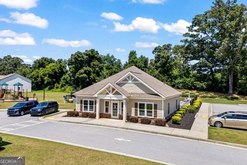 Photo 42 of 178 Starbuck Parkway