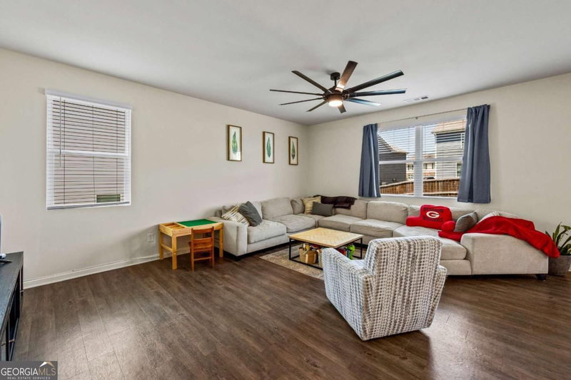 Photo 6 of 178 Starbuck Parkway